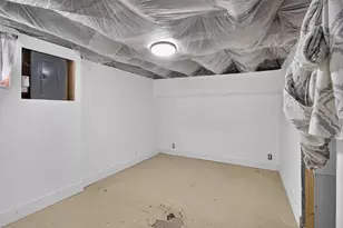 105 Avondale Ave, Jackson, MI 49203 - Photo 21
