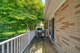 8745 Hawthorne Hills Dr, Tecumseh, MI 49286 - Photo 73
