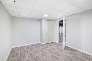 21135 La Salle Blvd, Warren, MI 48089 - Photo 19