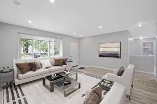 21135 La Salle Blvd, Warren, MI 48089 - Photo 5