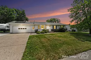 2700 Pohens Ave NW, Grand Rapids, MI 49544 - Photo 3