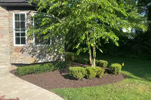 9915 Wayne Rd, Livonia, MI 48150 - Photo 3