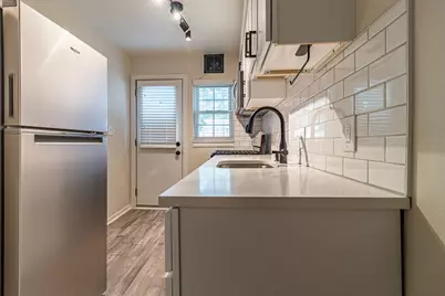 22960 Marter Road, Saint Clair Shores, MI 48080 - Photo 15