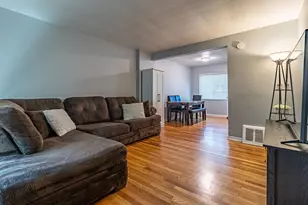 22960 Marter Rd, Saint Clair Shores, MI 48080 - Photo 11