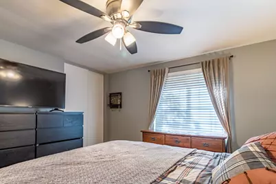 22960 Marter Road, Saint Clair Shores, MI 48080 - Photo 27