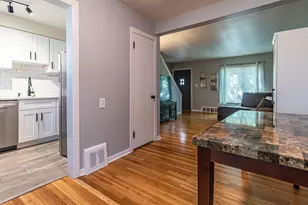 22960 Marter Rd, Saint Clair Shores, MI 48080 - Photo 17