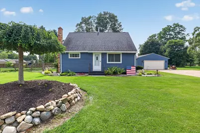 68958 Claire Street, Edwardsburg, MI 49112 - Photo 3