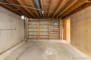 2656 Vassar Dr SE, Grand Rapids, MI 49506 - Photo 25