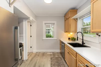 1523 Boston Street SE, Grand Rapids, MI 49507 - Photo 11