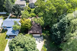 1346 Rosewood Ave SE, Grand Rapids, MI 49506 - Photo 35