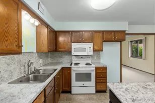 8511 SW Elkwood Dr SW, Byron Center, MI 49315 - Photo 13