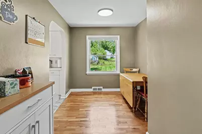 533 N Dexter Drive, Lansing, MI 48910 - Photo 7