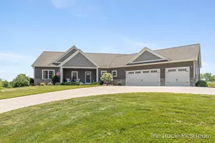 5930 12 Mile Rd NE, Rockford, MI 49341 - Photo 3