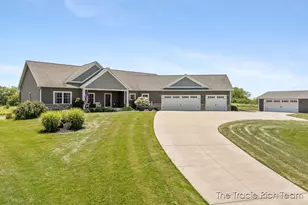 5930 12 Mile Rd NE, Rockford, MI 49341 - Photo 5