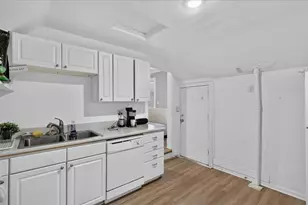 129 Palmer St NE, Grand Rapids, MI 49505 - Photo 37