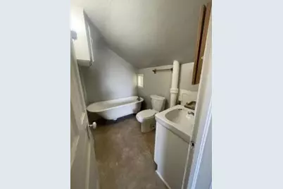 1513 E Oakland Avenue, Lansing, MI 48906 - Photo 9