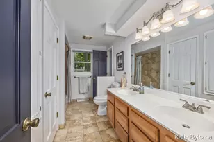 7569 Woodvale St SE, Grand Rapids, MI 49546 - Photo 17