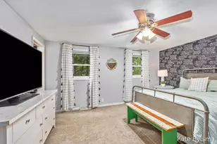 7569 Woodvale St SE, Grand Rapids, MI 49546 - Photo 15