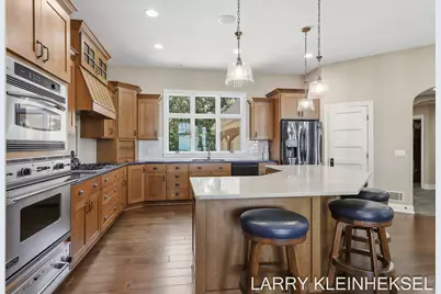5645 N Lakeshore Drive, Holland, MI 49424 - Photo 29