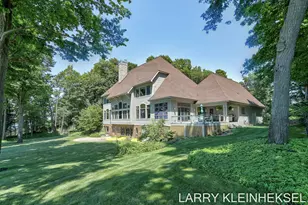 5645 N Lakeshore Dr, Holland, MI 49424 - Photo 85