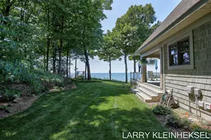 5645 N Lakeshore Dr, Holland, MI 49424 - Photo 157