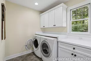 5645 N Lakeshore Dr, Holland, MI 49424 - Photo 39