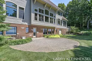 5645 N Lakeshore Dr, Holland, MI 49424 - Photo 99