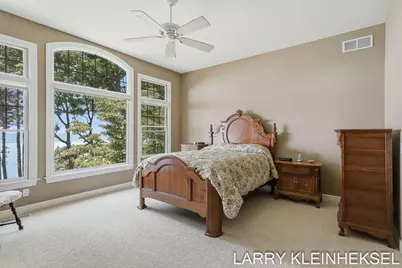 5645 N Lakeshore Drive, Holland, MI 49424 - Photo 113