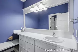 5645 N Lakeshore Dr, Holland, MI 49424 - Photo 19