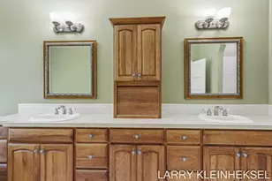 5645 N Lakeshore Dr, Holland, MI 49424 - Photo 27