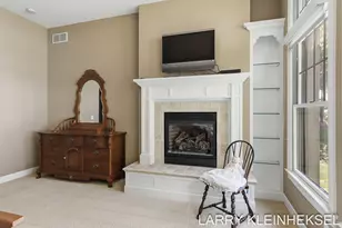 5645 N Lakeshore Dr, Holland, MI 49424 - Photo 85