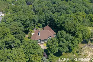 5645 N Lakeshore Dr, Holland, MI 49424 - Photo 113