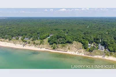 5645 N Lakeshore Drive, Holland, MI 49424 - Photo 185