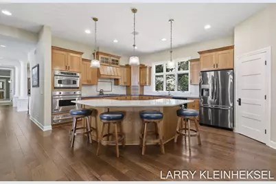 5645 N Lakeshore Drive, Holland, MI 49424 - Photo 33