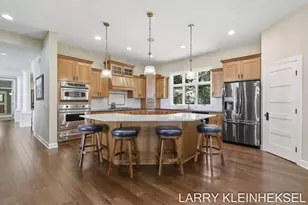 5645 N Lakeshore Dr, Holland, MI 49424 - Photo 33