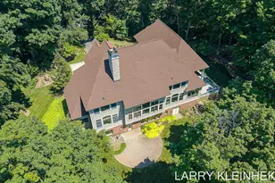 5645 N Lakeshore Dr, Holland, MI 49424 - Photo 181