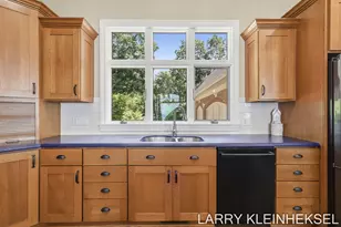 5645 N Lakeshore Dr, Holland, MI 49424 - Photo 81
