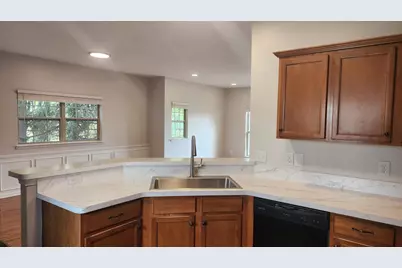 1574 Kessler Avenue, Keego Harbor, MI 48320 - Photo 11