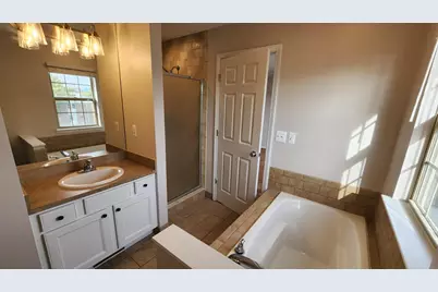 1574 Kessler Avenue, Keego Harbor, MI 48320 - Photo 17