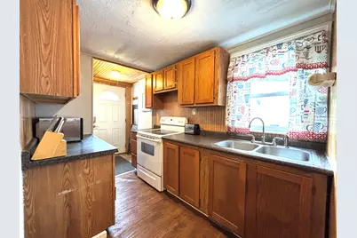 210 E Ash Street, Three Oaks, MI 49128 - Photo 25