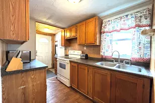 210 E Ash St, Three Oaks, MI 49128 - Photo 25