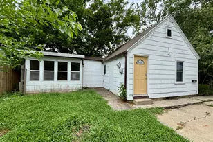 210 E Ash St, Three Oaks, MI 49128 - Photo 31