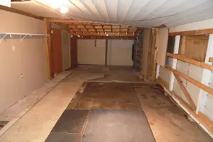 441 Adams St, Jackson, MI 49202 - Photo 15