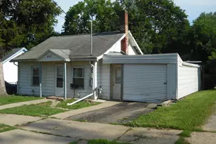 441 Adams St, Jackson, MI 49202 - Photo 1
