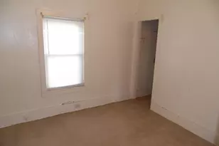 441 Adams St, Jackson, MI 49202 - Photo 3