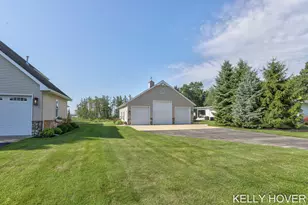12409 Bayview Dr, Wayland, MI 49348 - Photo 47