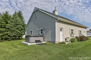 12409 Bayview Dr, Wayland, MI 49348 - Photo 45