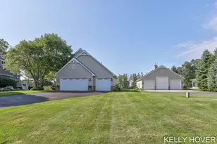 12409 Bayview Dr, Wayland, MI 49348 - Photo 79