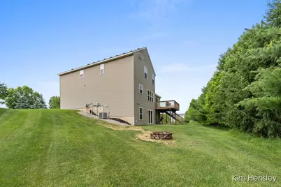 678 Orchard Court NE, Rockford, MI 49341 - Photo 41