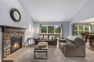 678 Orchard Ct NE, Rockford, MI 49341 - Photo 5